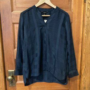 Banana Republic Navy Blouse (Womens Petite Medium)